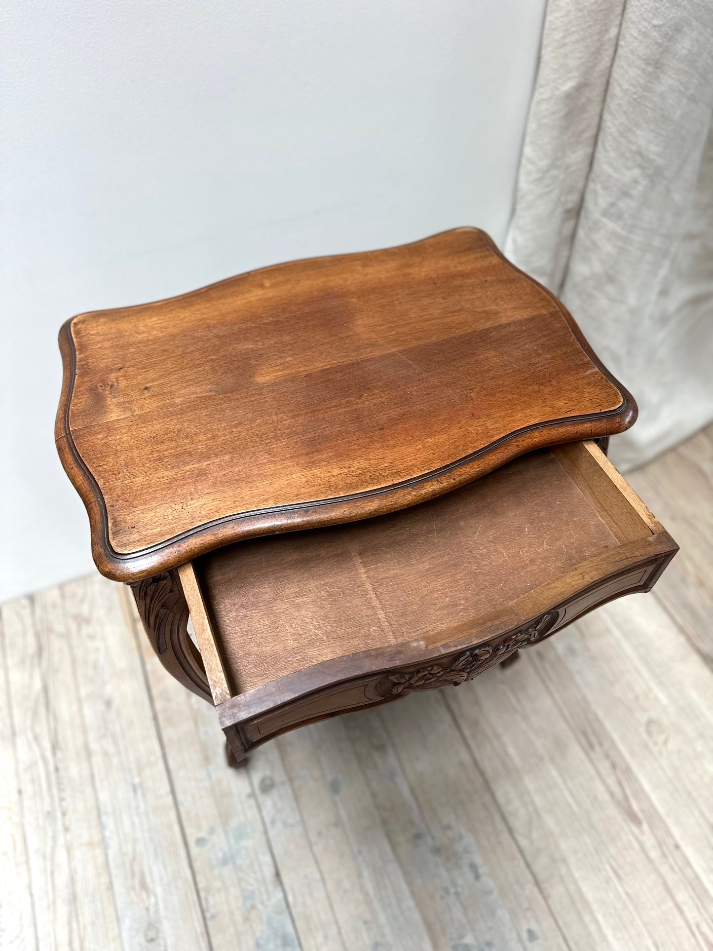 Antique French Louis XV Side Table with Drawer
