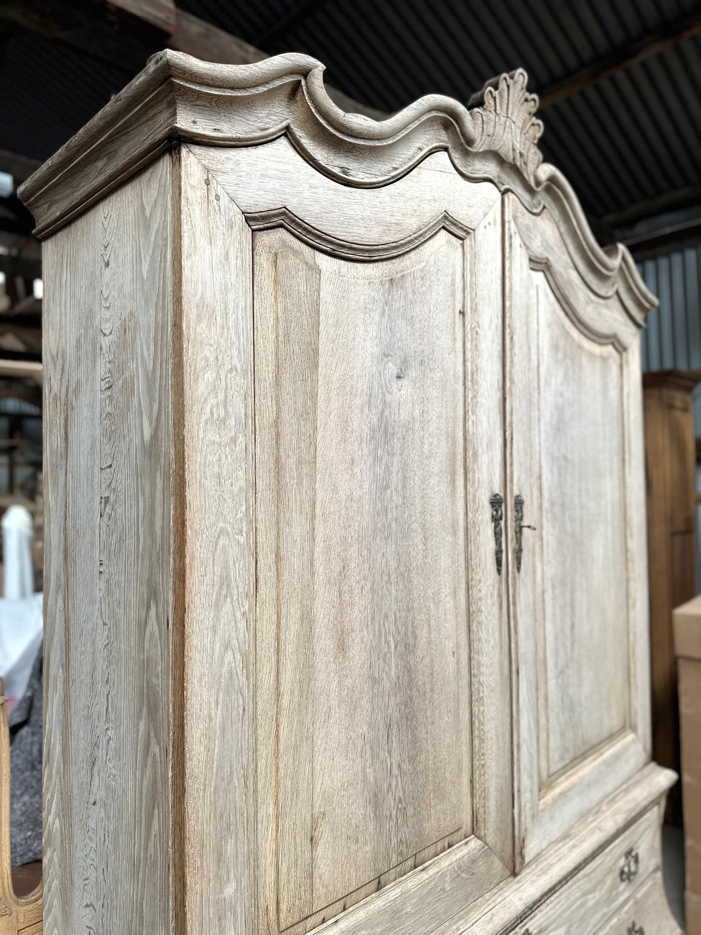 18th Century Dutch Linen Press