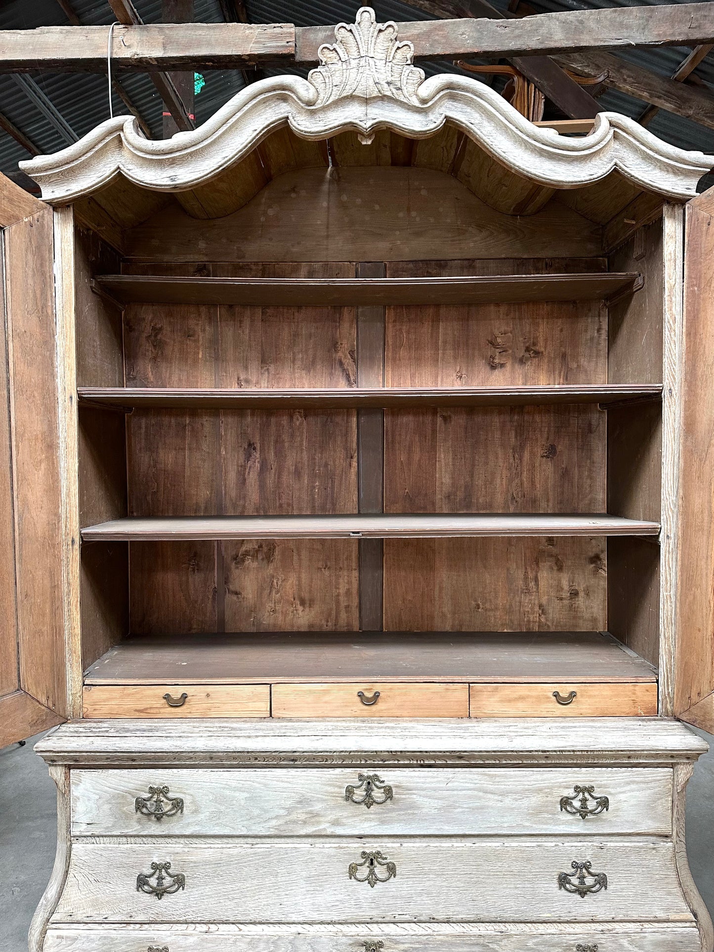 18th Century Dutch Linen Press