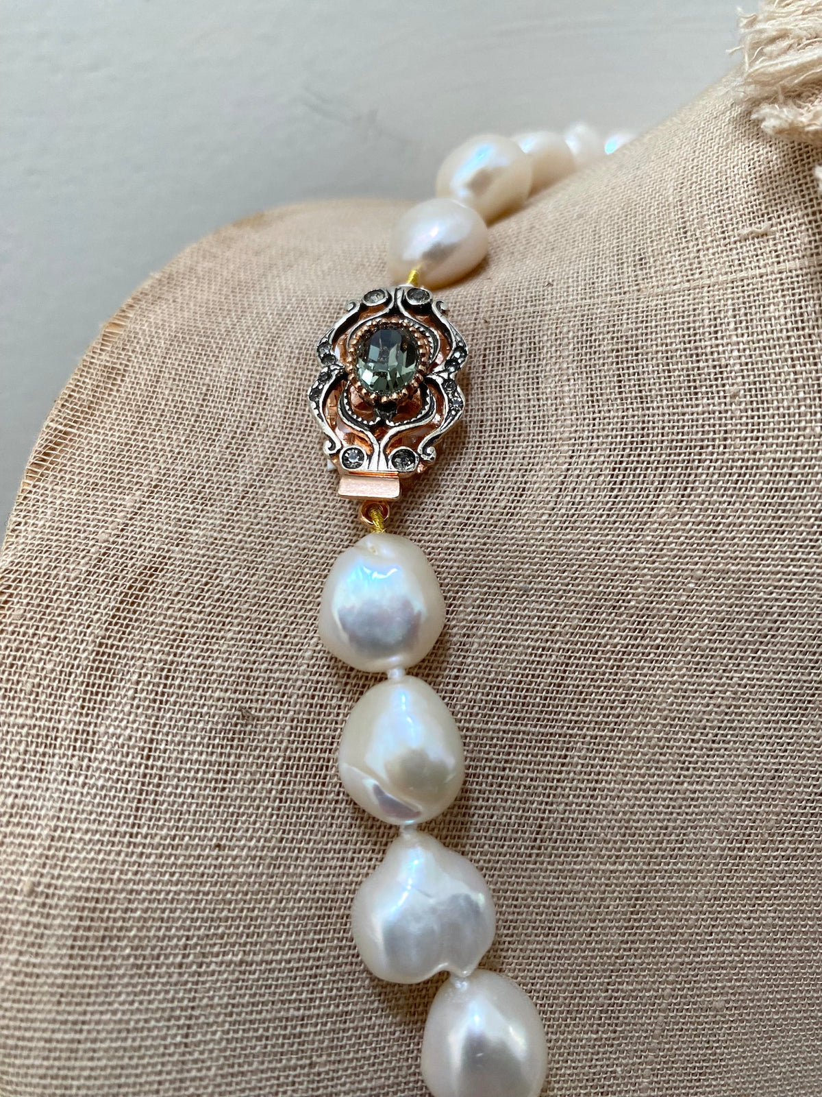 Italian Baroque Pearl & Rose Gold Art Deco Clasp Necklace