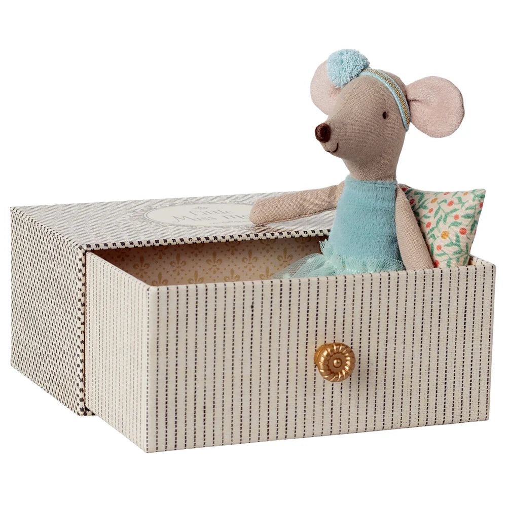 Maileg Dance Mouse in Daybed - Little Sister