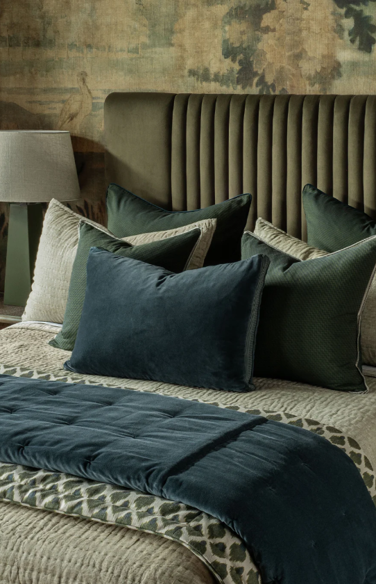 Bianca Lorenne 'Riga Prussian Blue' Velvet Comforter