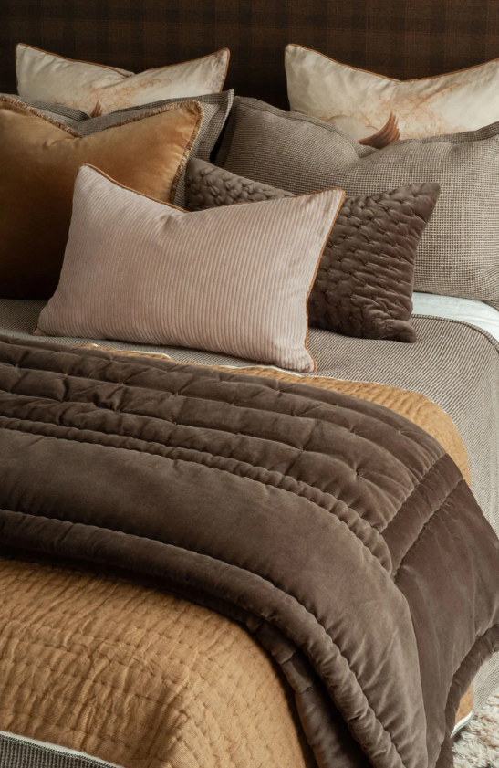 Bianca Lorenne 'Mica Cocoa' Velvet Comforter