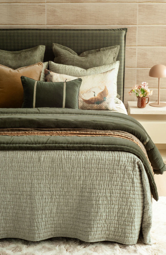 Bianca Lorenne 'Luchesi Olive' Velvet Comforter