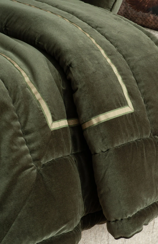 Bianca Lorenne 'Luchesi Olive' Velvet Comforter