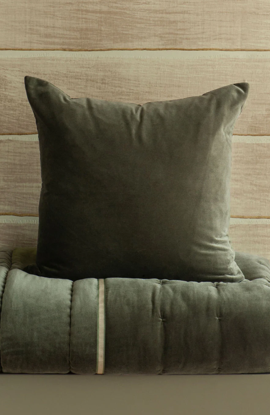 Bianca Lorenne 'Luchesi Olive' Velvet Comforter