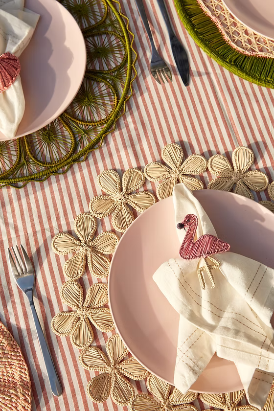 Rattan Placemat Natural Flowers