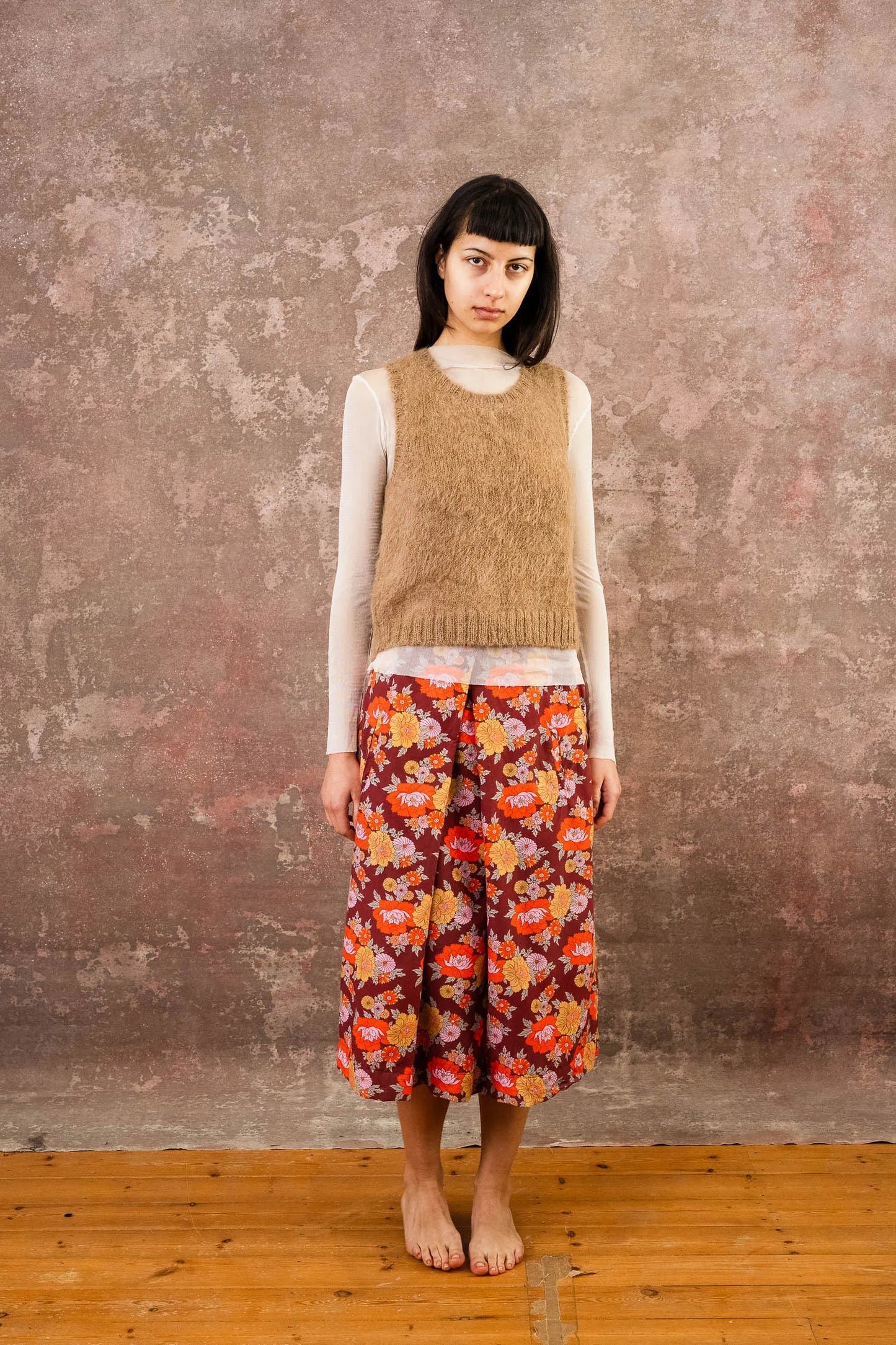 Sula Fluffy Alpaca Knit Vest - Beige