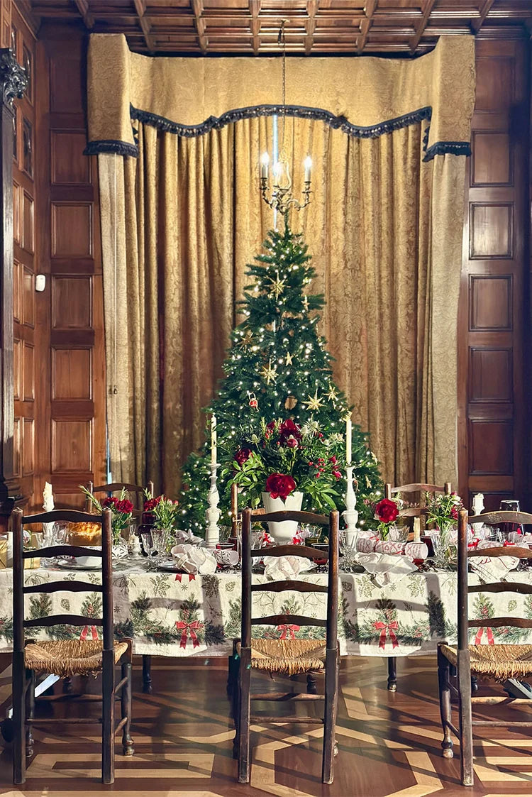 Summerill & Bishop 'Garland' Linen Tablecloth
