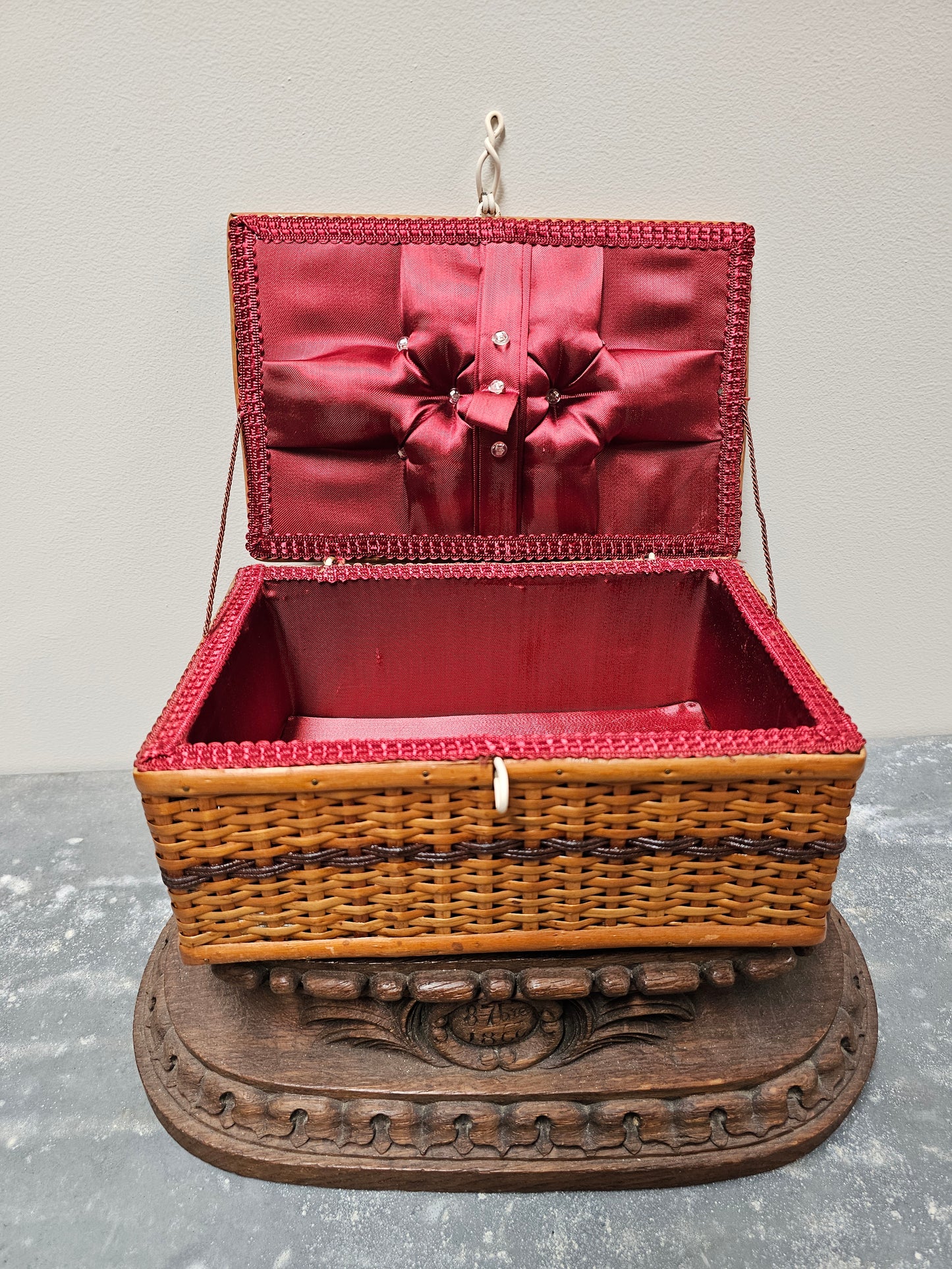 Vintage French Sewing Basket with Raspberry Lining