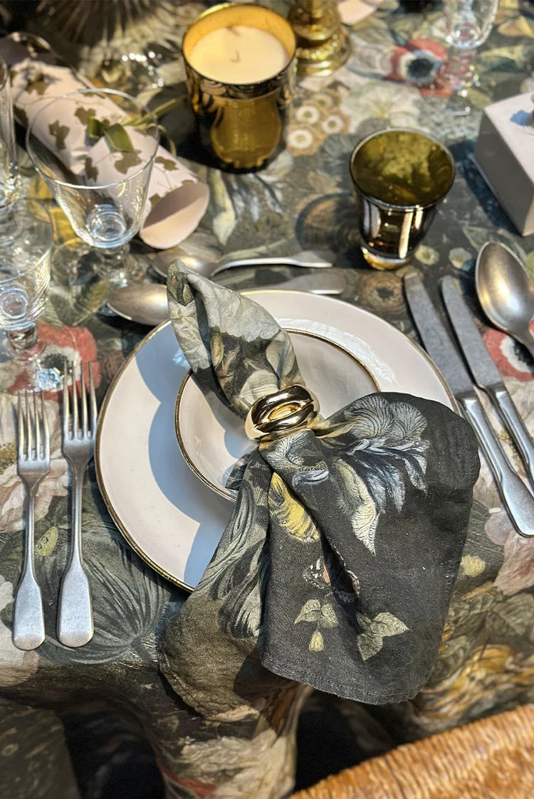Summerill & Bishop 'Still Life' Round Linen Tablecloth
