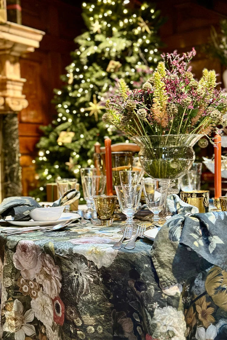 Summerill & Bishop 'Still Life' Round Linen Tablecloth