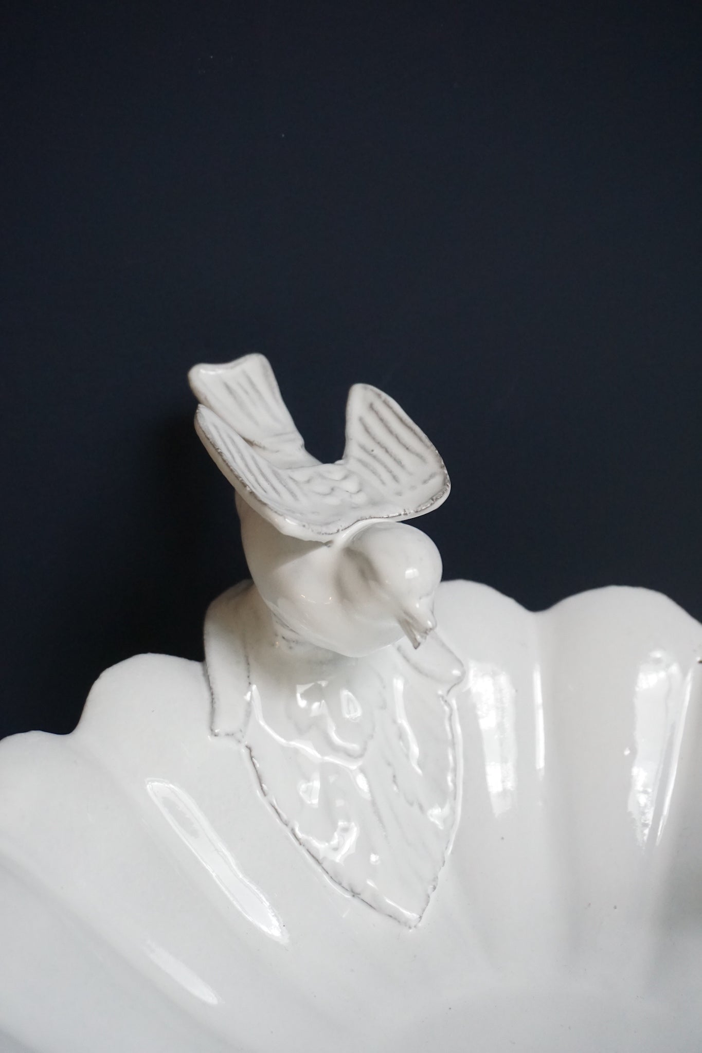 Astier de Villatte Marguerite Fruit Bowl with Three Birds