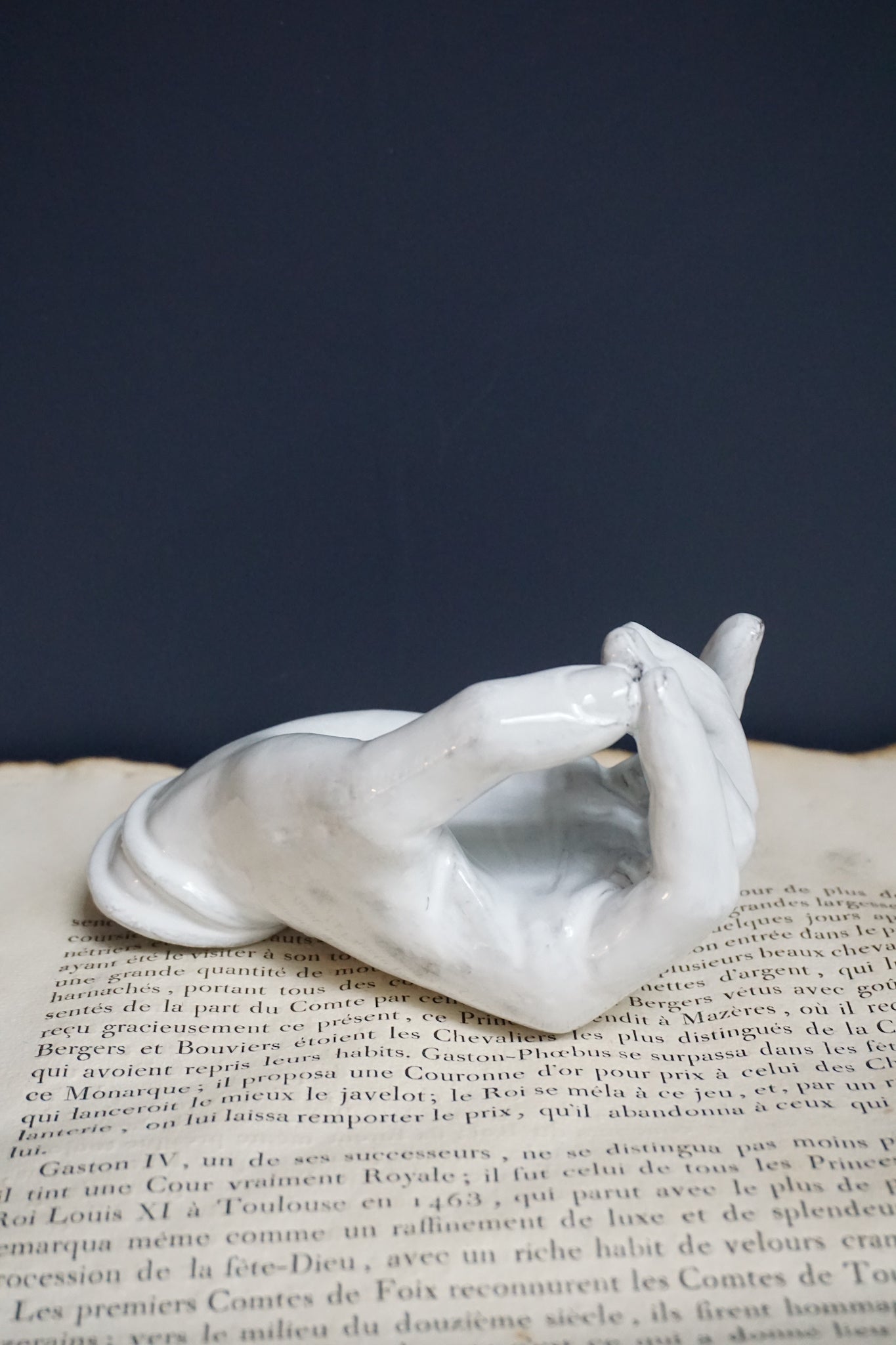 Astier de Villatte Serena Hand Incense Burner