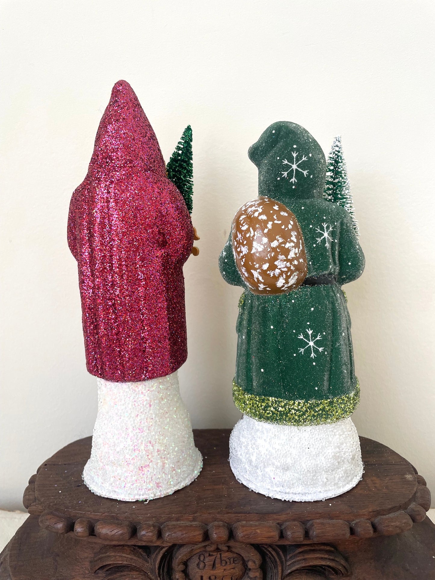 Handmade German Santas - Medium Green & Pink
