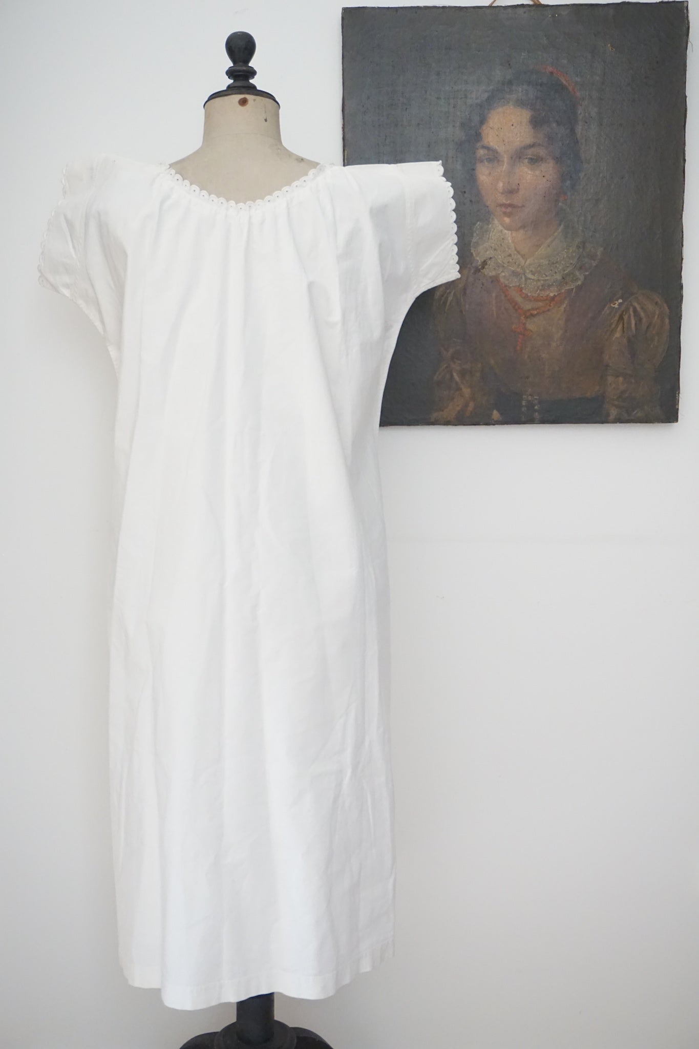 Vintage French Cotton Nightie with Scalloped Sleeves