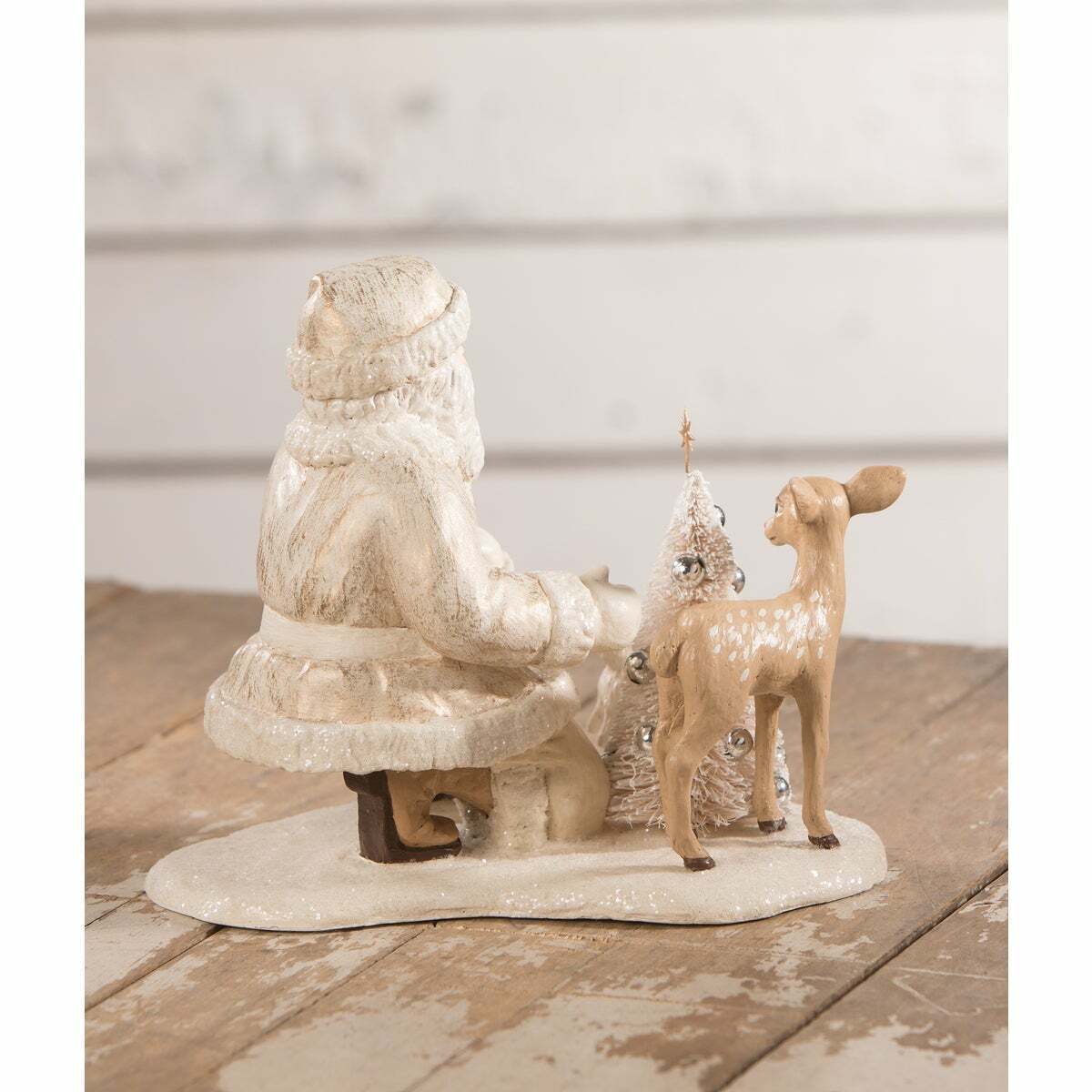 Cream Santa with Forest Friends